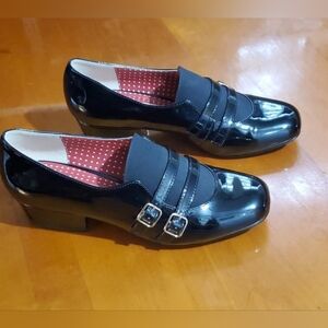 B.A.I.T. Elegant Black Retro Women's Loafers Size 9